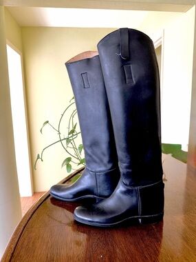 Women’s Tall Black Leather Riding Boots